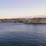 Апартаменты Harbour View