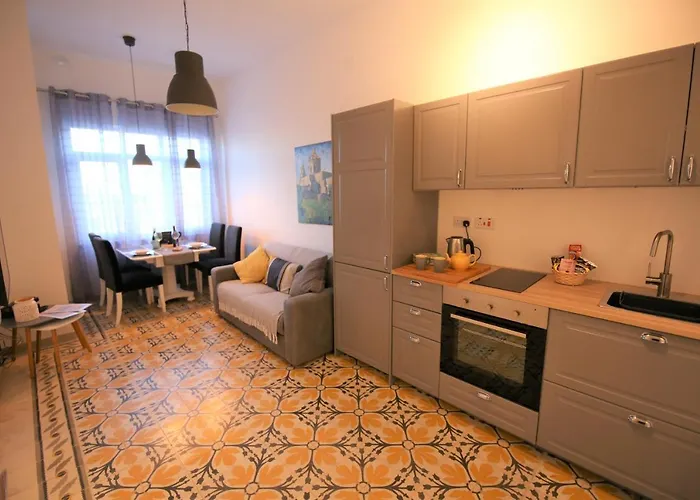 Harbour View Apartment