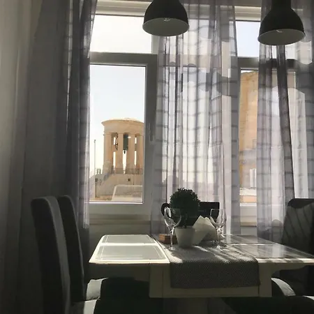 Harbour View Apartment *