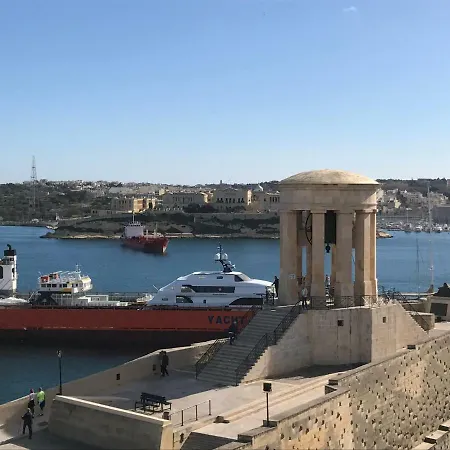 Harbour View Apartment Valletta